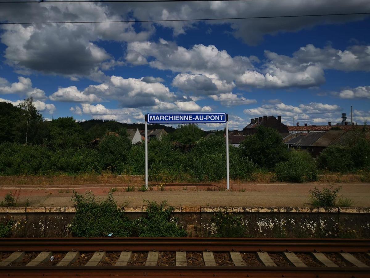 Ghostel 1St - Aventure Alternative - Guest House - Arts-Factory-Experience - For Artists, Makers And Open Minds - Attention, We Are Not A Hotel And Are Not Adapted For Everybody - Read Host Warnings Before Reservation - Www,Providence,Be Asbl Charleroi Bagian luar foto